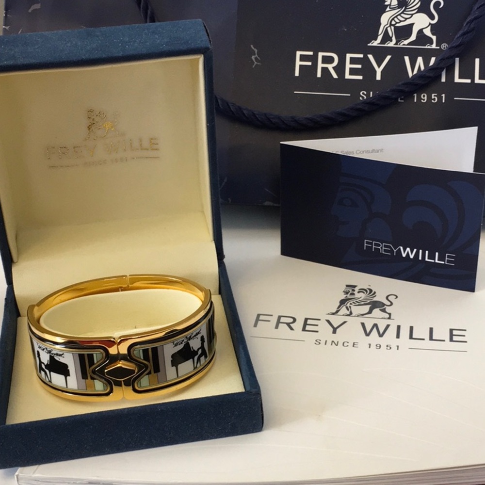 FREY WILLE Enamel Bracelet